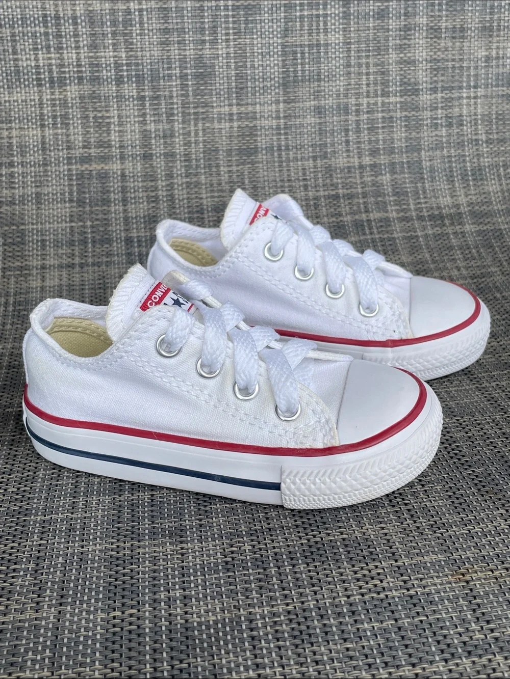 Converse Toddler Chuck Taylor All Star White Canvas Lace-Up Sneakers Unisex Sz 5